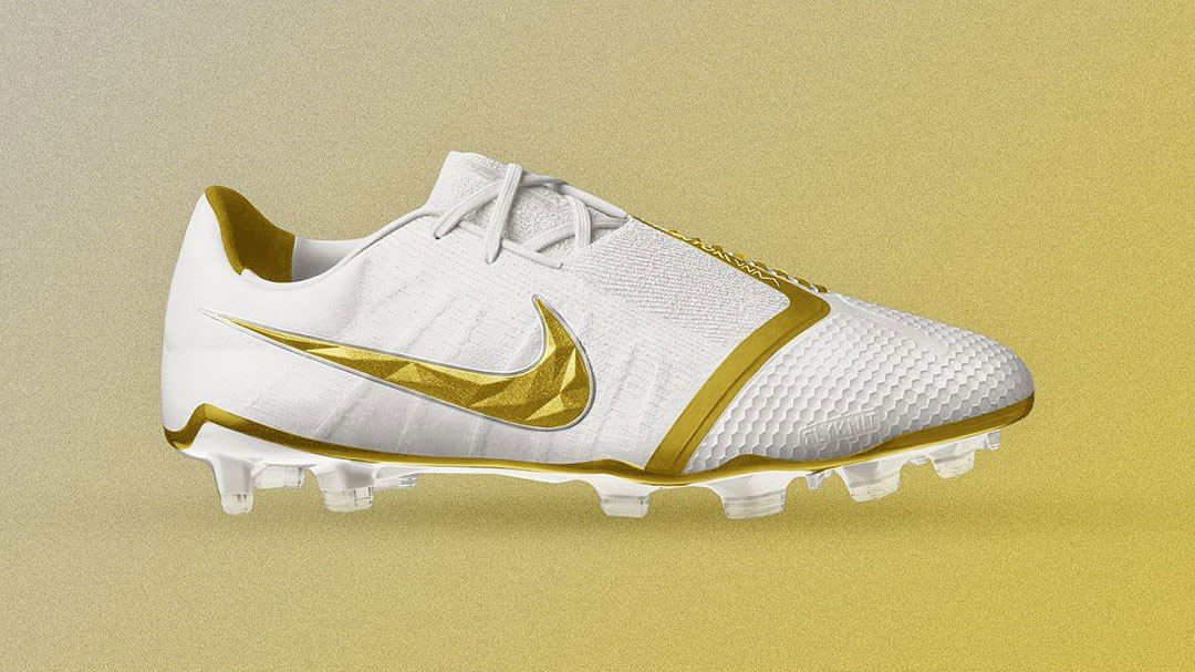 white and gold hypervenoms